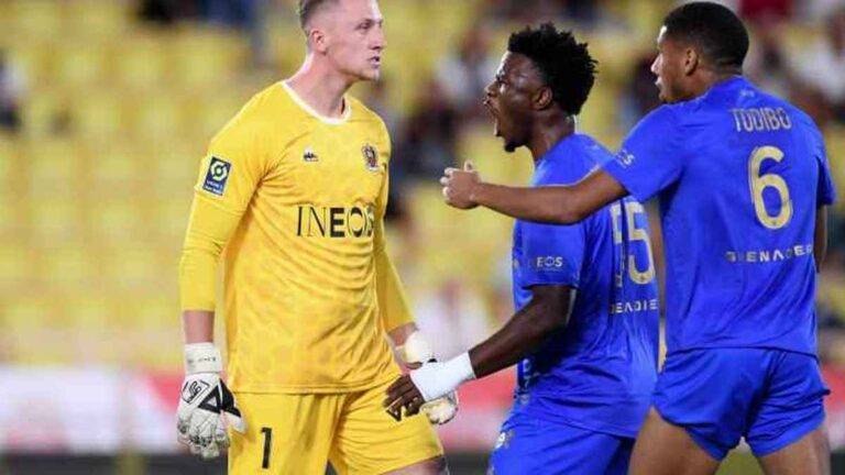 الدوري الفرنسي: نيس يخطف الفوز من موناكو في الوقت القاتل