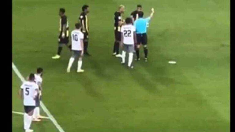 حكم ياباني يرفض تسديد حمد الله لركلة جزاء في دوري الابطال