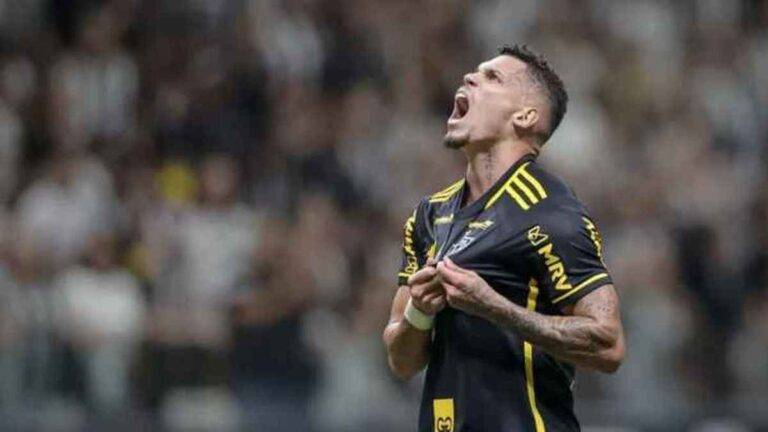 الدوري البرازيلي: باولينيو يقود اتلتيكو مينيرو لهزيمة بوتافوغو المتصدر