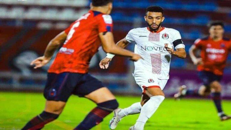 تعادل بلا أهداف بين أولمبيك أسفي والفتح الرياضي في الدوري الاحترافي