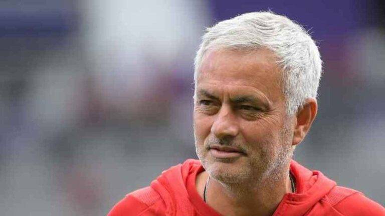 ملاّك روما يتجاهلون الجلوس مع مورينيو