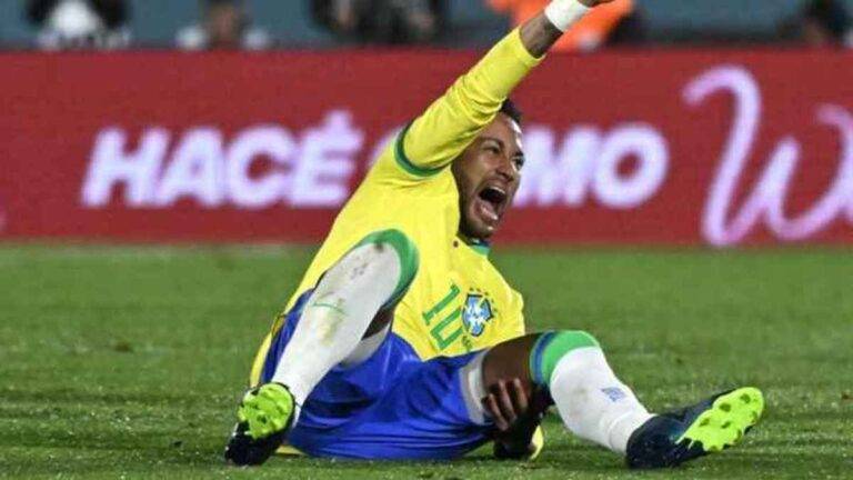 اشتباه في اصابة نيمار بالرباط الصليبي والهلال يترقب