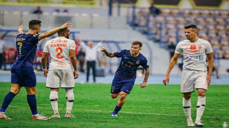النصر يواصل ملاحقة الهلال بفوز مريح أمام الفيحاء