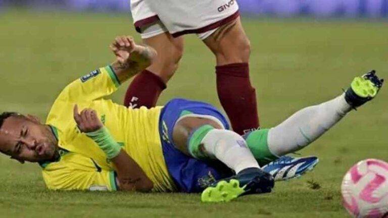 المنتخب البرازيلي : اصابة نيمار أمام فنزويلا غير مقلقة