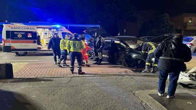 ماريو بالوتيلي يتعرض لحادث سير في بريشيا