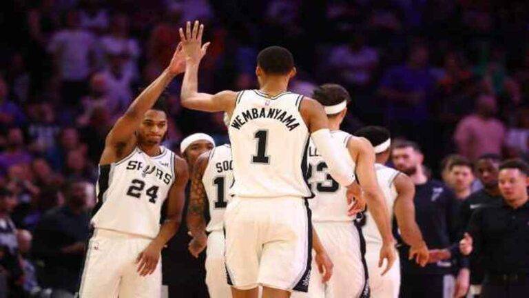 NBA: ويمبانياما يهدي سان انطونيو سبيرز الفوز الثالث