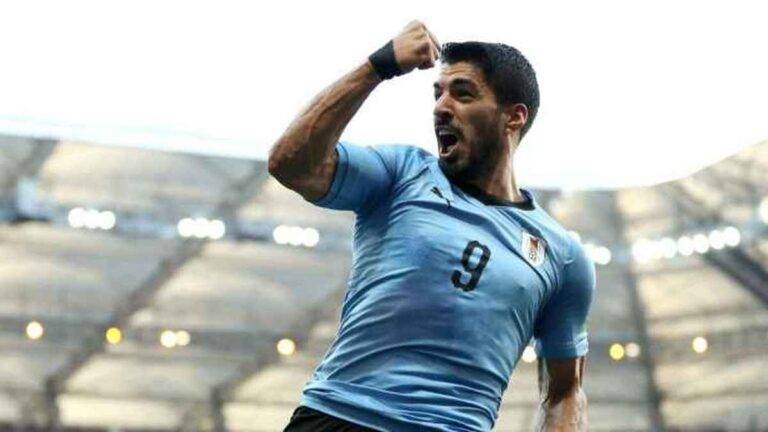تصفيات مونديال 2026: سواريز في تشكيلة الأوروغواي لمواجهة صديقه ميسي