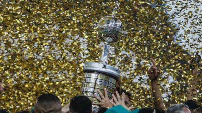 فلومينينسي بطلا لكوبا ليبرتادوريس بالفوز على بوكا جونيورز بعد التمديد بهدفين لهدف