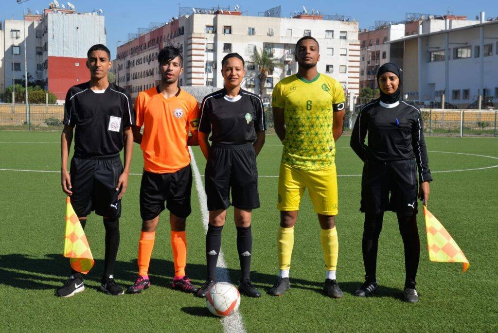 أشبال الصخور السوداء