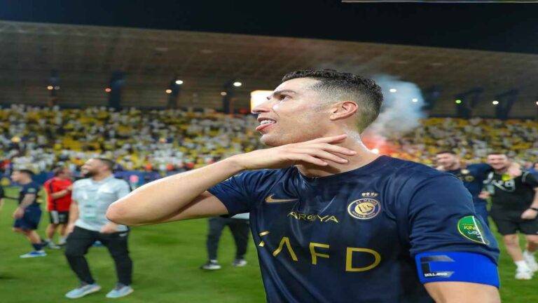 تشكيك جديد من جانب رونالدو في إختيار ميسي للكرة الذهبية