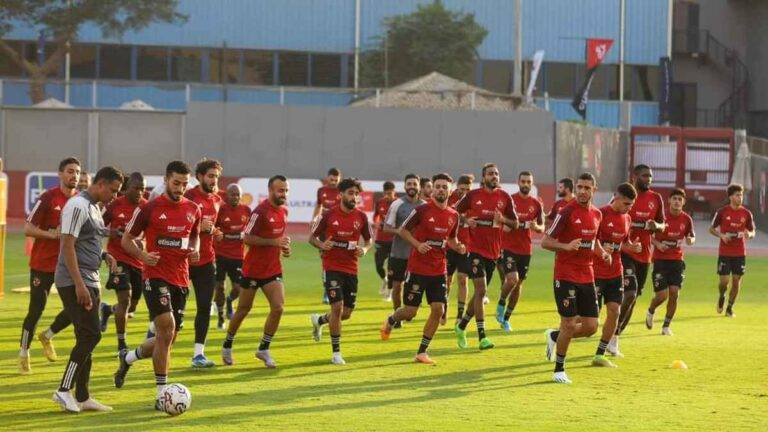 اقتراب رحيل قائد الأهلي في يناير