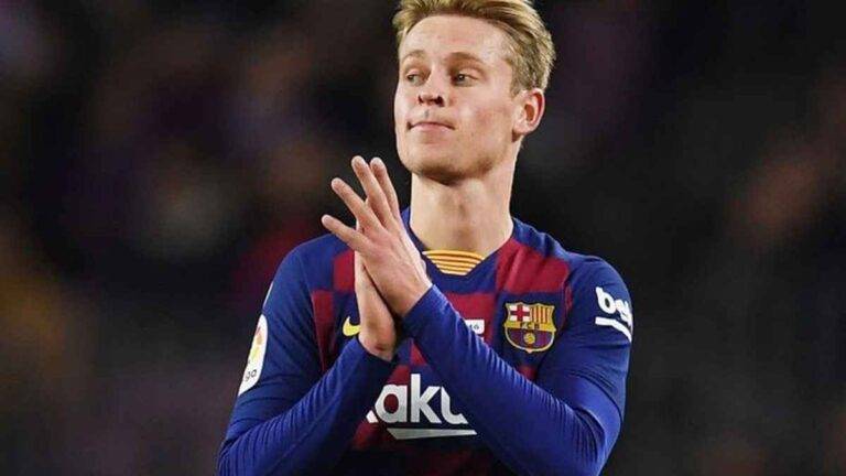 دي يونغ لن يعود الى برشلونة قبل نهاية الشهر