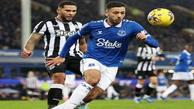 الدوري الانكليزي: ايفرتون يكتسح نيوكاسل بثلاثية نظيفة ويعزز وضعيته