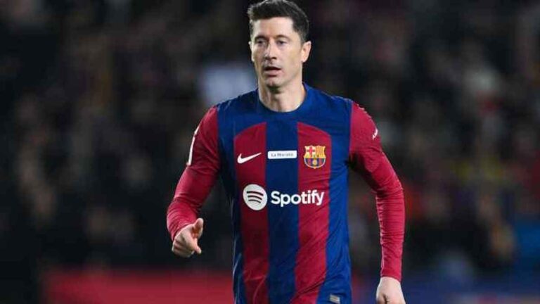 برشلونة ينوي تعديل عقد ليفاندوفسكي