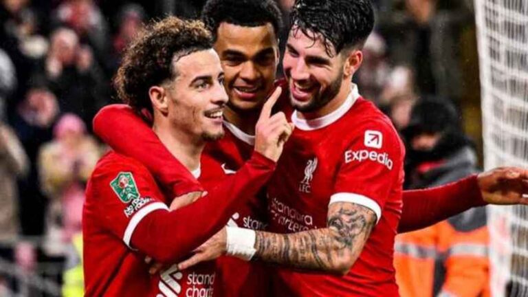 كاراباو كاب: ليفربول يتفوق بصريح العبارة على وست هام ويشلّه بإتقان