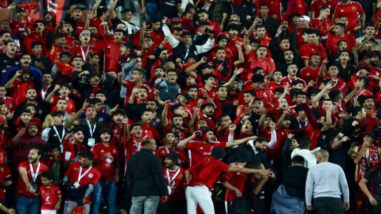 حقيقة الخلاف بين عبد المنعم وكهربا تزيد من متاعب الجماهير الحمراء