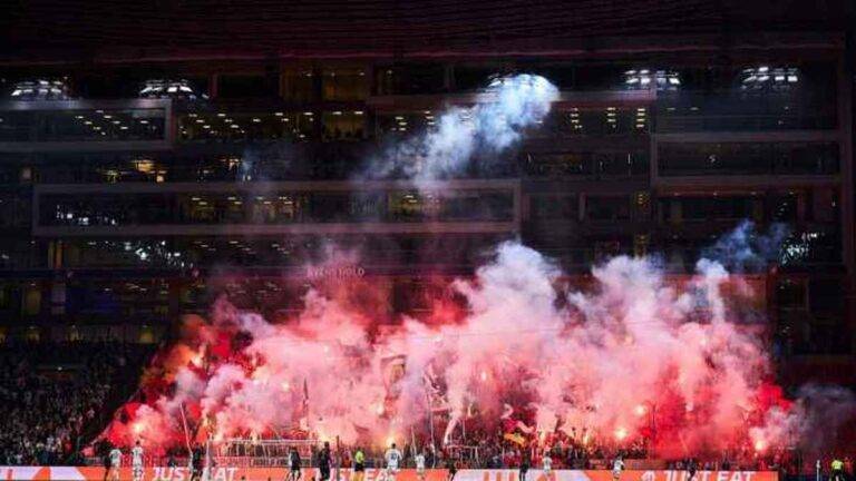 يويفا يفرض غرامة على بايرن ميونيخ ويهدد جماهيره بالإيقاف