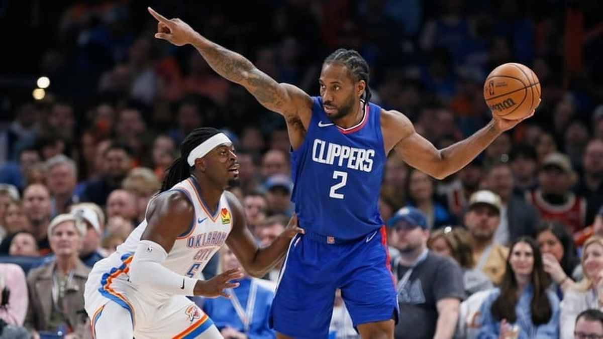 أوكلاهوما سيتي ثاندر يسحق لوس أنجلوس كليبرز في مباراة مهمة