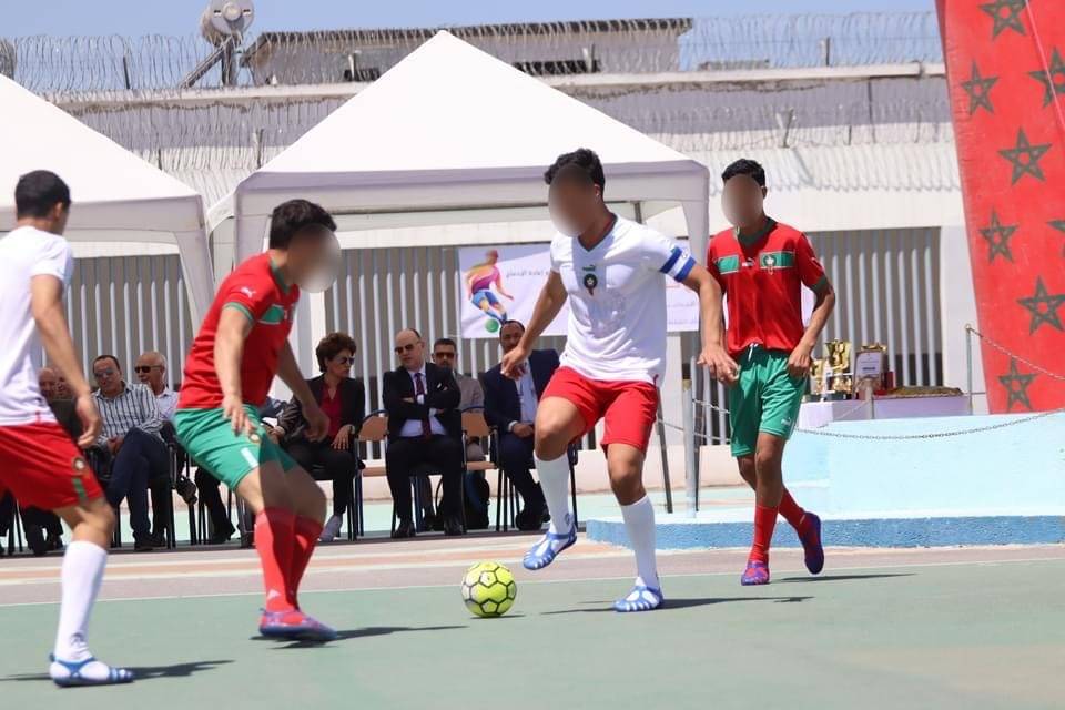 الرياضة للجميع : إجراء المباريات النهائية لدوري الصداقة الرمضاني لكرة القدم المصغرة الخميس المقبل بالسجن المحلي العرجات 2