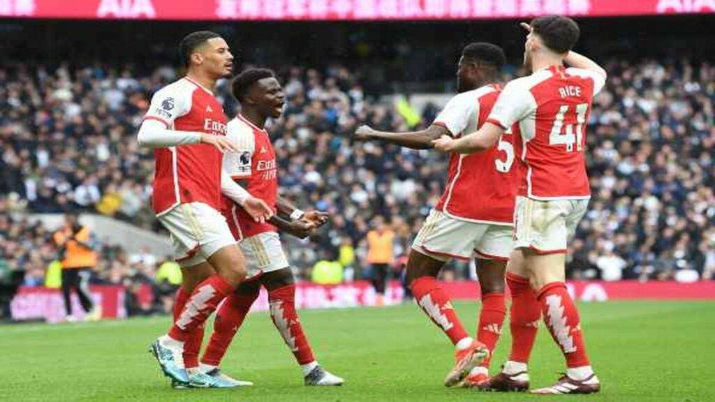 أرسنال يفوز على توتنهام 3-2 في ديربي شمال لندن