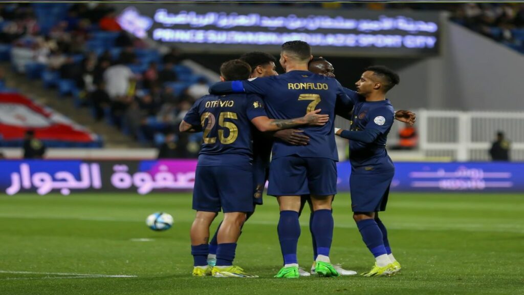 النصر يسحق أبها بثمانية أهداف في دوري روشن السعودي