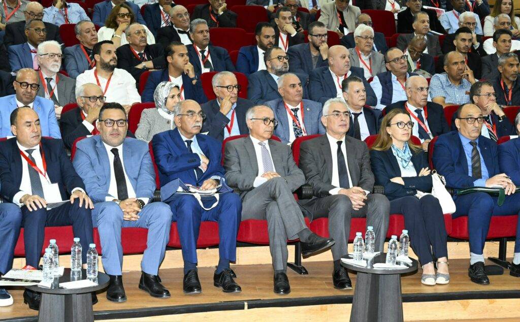 فعاليات اليوم الدراسي :''رهانات وإكراهات وأفاق تنمية الرياضة ذات المستوى العالي بالمغرب''