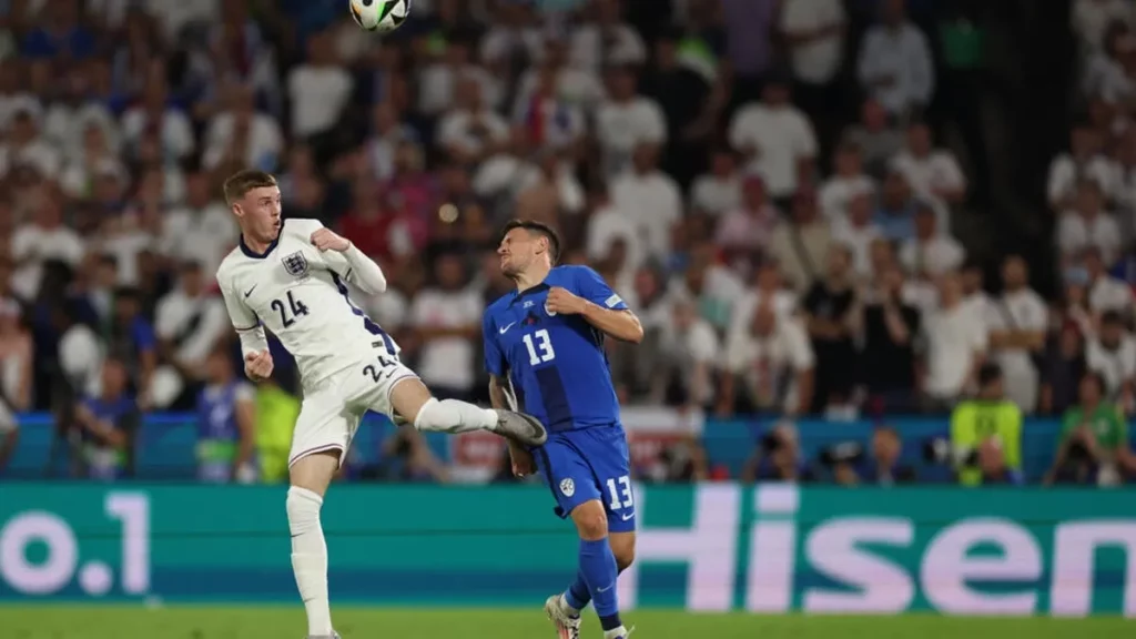 المنتخب الإنجليزي يتصدر المجموعة الثالثة رغم التعادل مع سلوفينيا