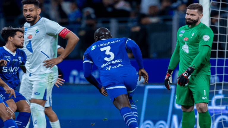 الهلال يُمطر شباك الفتح بتسعة أهداف تاريخية في دوري روشن