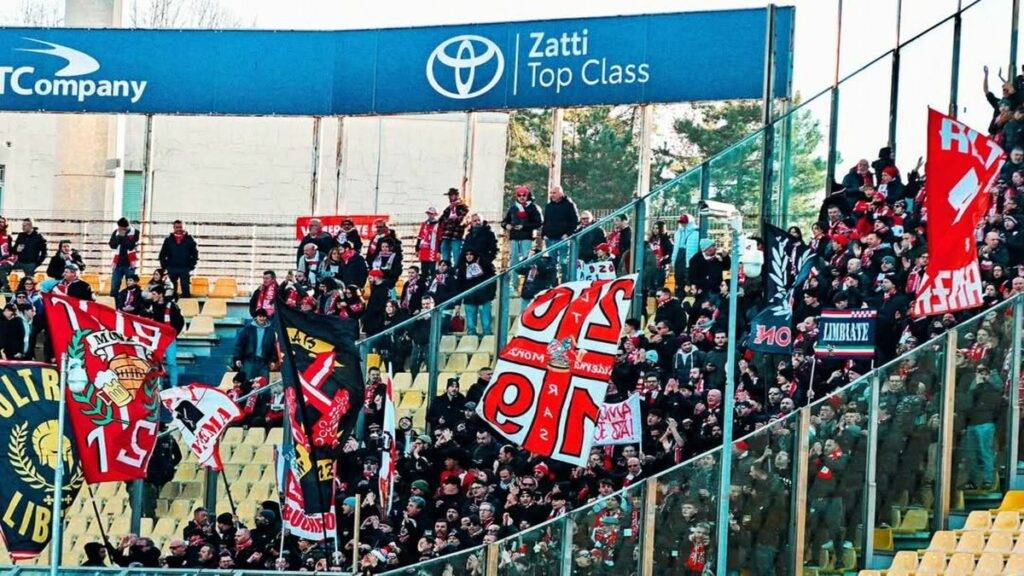 كالياري ينتصر في قاع الترتيب ويعمق جراح مونزا