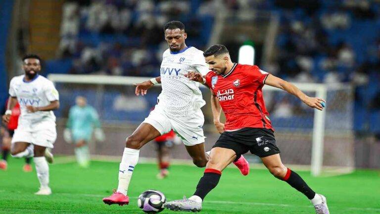 الهلال