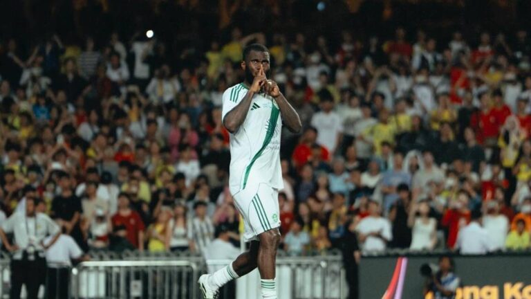 الأهلي
