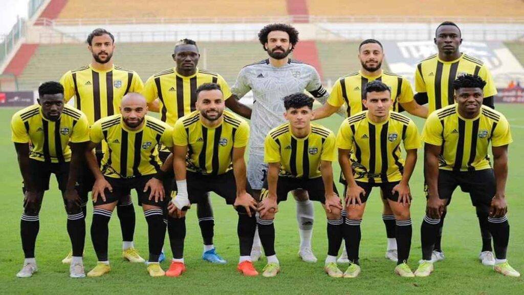 المقاولون