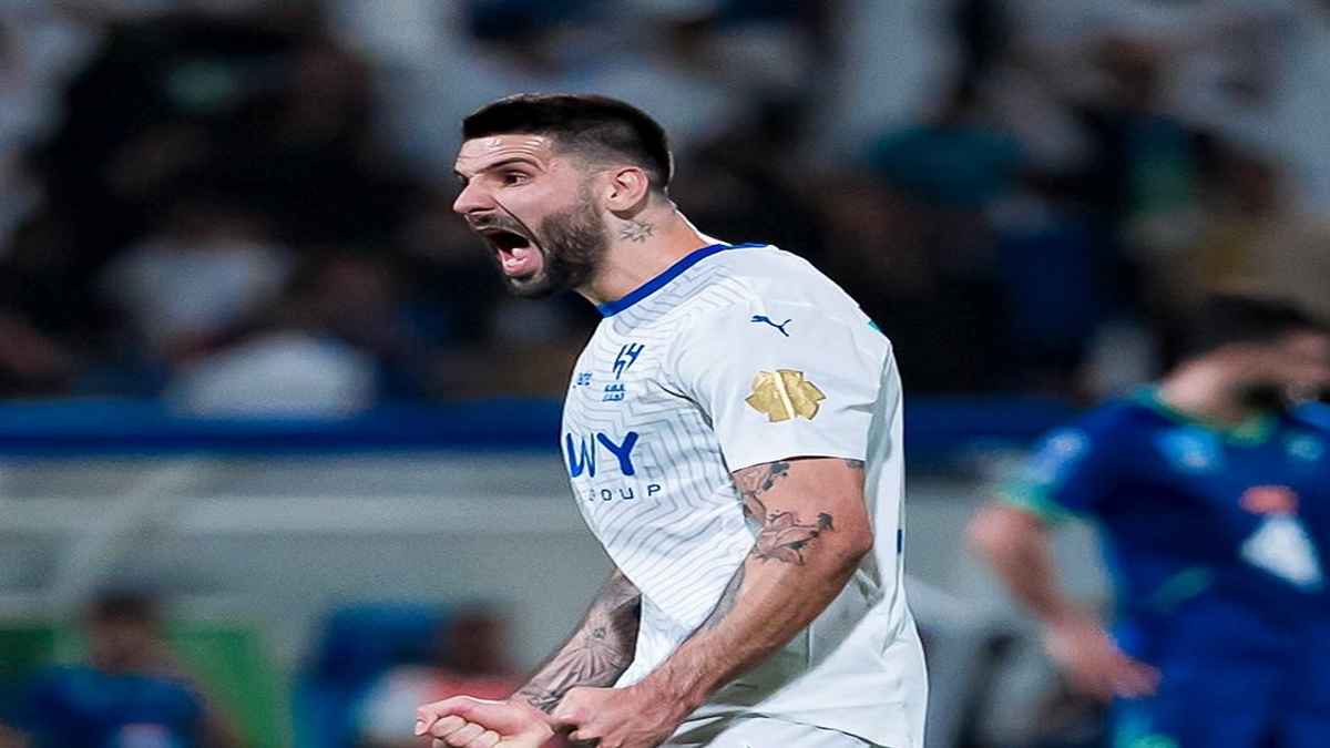 ميتروفيتش الهلال