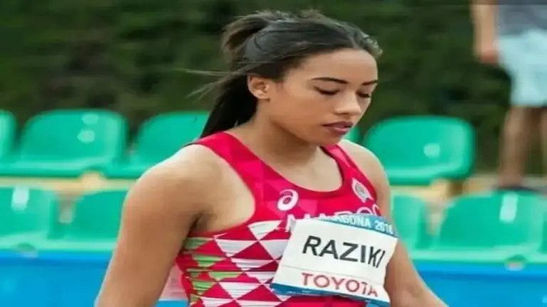 أسية رزيقي