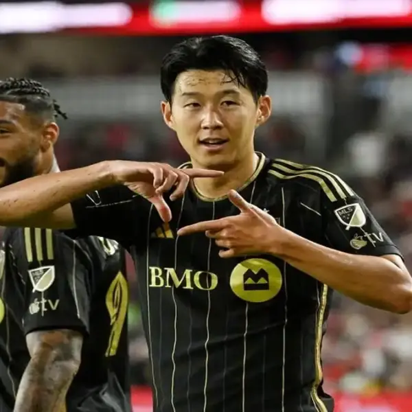 سون هيونغ-مين يشعل الدوري الأميركي بثنائية مذهلة تقود لوس أنجلوس لانتصار كبير