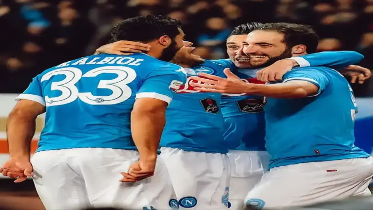 نابولي