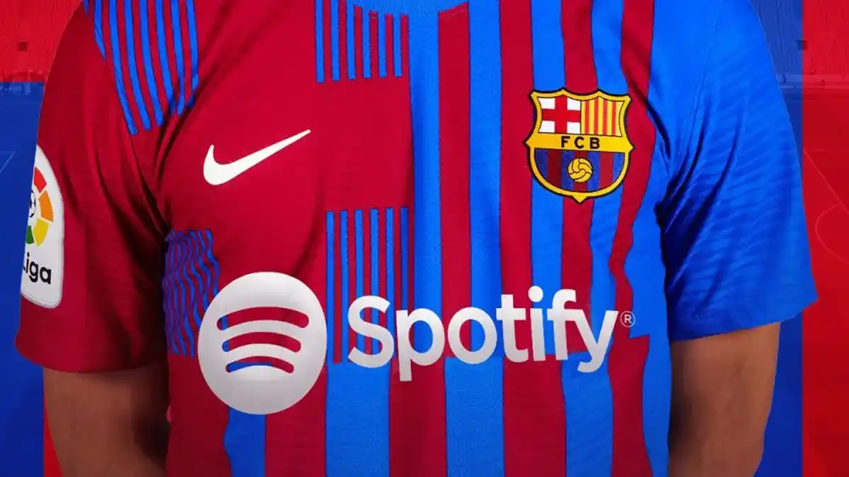 برشلونة