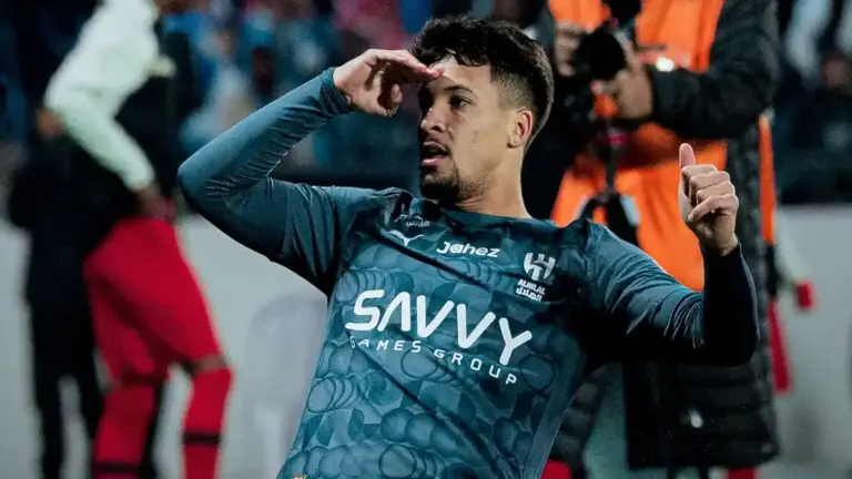 الهلال