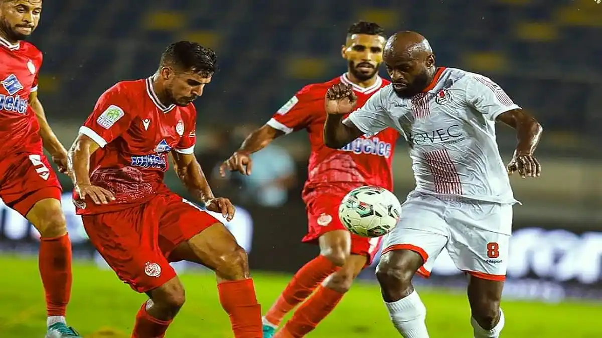 الفتح الرباطي ضد الوداد الرياضي