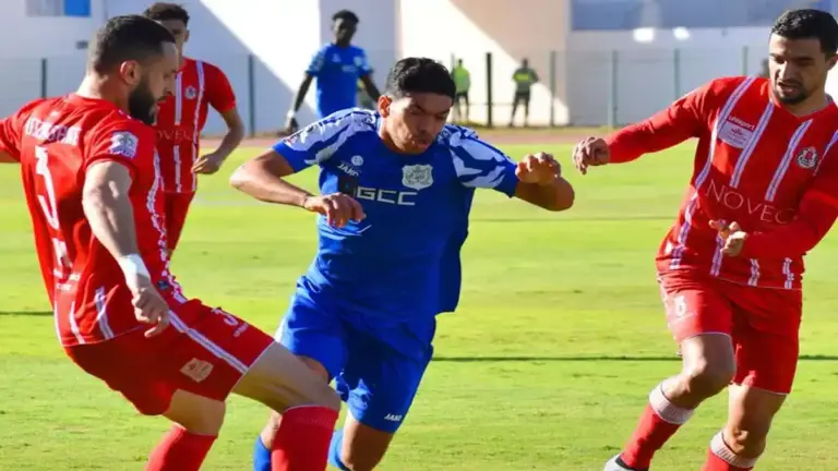 الفتح الرباطي ضد الدفاع الحسني الجديدي
