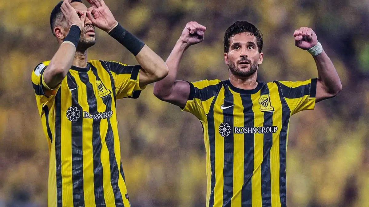 أسطورة الاتحاد يفجر الجدل: النصيري وعوار خارج الحسابات!