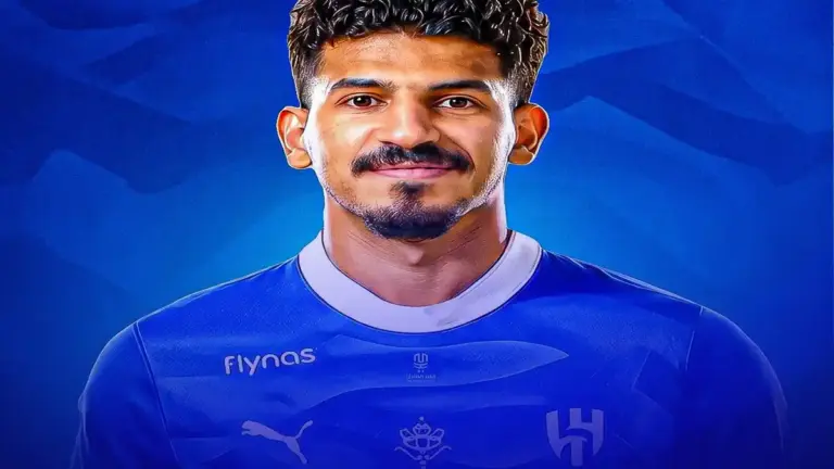 الهلال يحسم صفقة محمد محزري من التعاون بعقد حتى 2029، ليغلق ملف الظهير الأيمن بعد أزمة الإصابات التي ضربت الفريق الموسم الماضي.