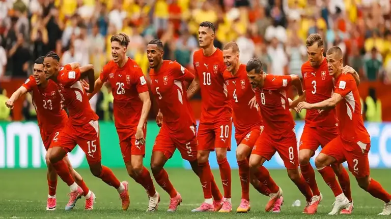 سويسرا
