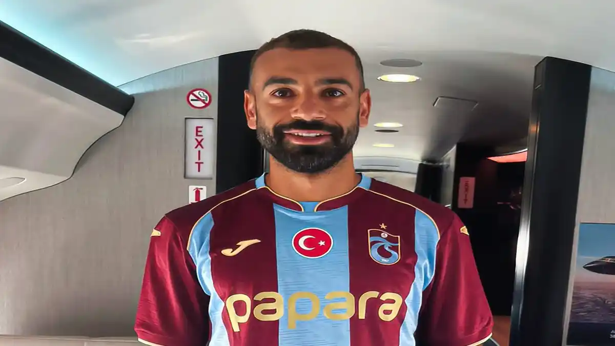 طرابزون سبور يعلن موعد وصول محمد صلاح!