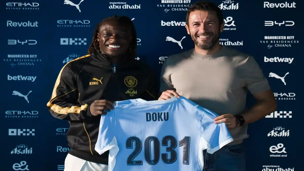 مانشستر سيتي يعلن تجديد عقد جيريمي دوكو حتى صيف 2031