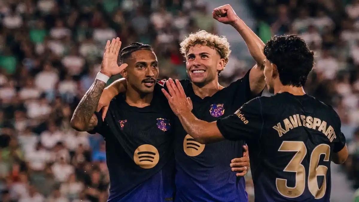 برشلونة يكتسح إلتشي 5-0 في الجولة الثانية من الليغا