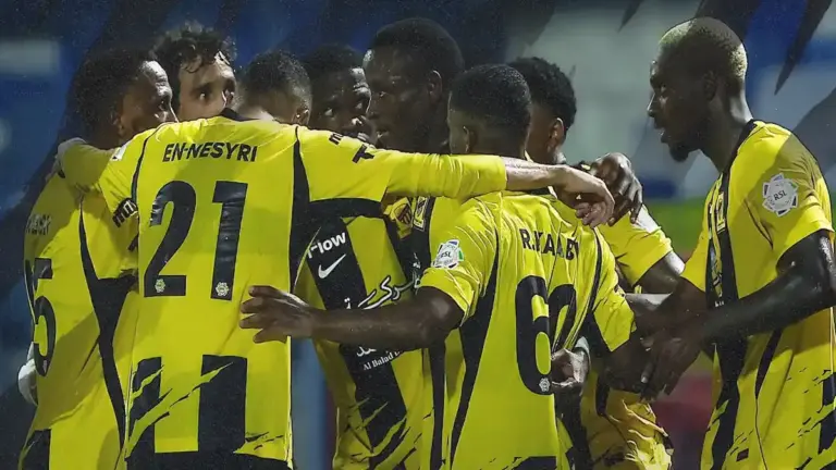 الاتحاد يهزم القادسية 1-0 في الجولة الثانية من دوري روشن السعودي
