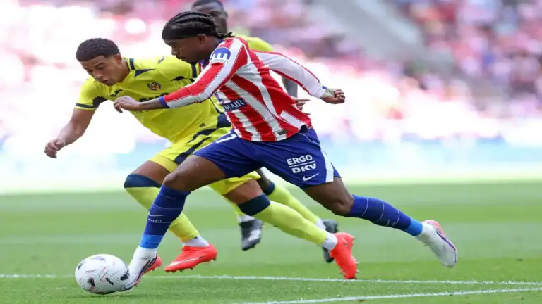 أتلتيكو مدريد يتعادل مع فياريال 2-2 في الجولة الثانية من الدوري الإسباني