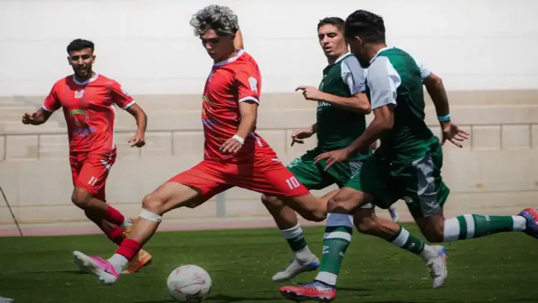 حسنية أكادير يهزم الرجاء الرياضي بهدف دون رد في مباراة ودية