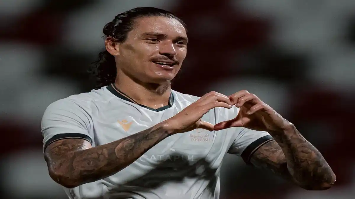 داروين نونيز يقود الدرعية للفوز على الاتفاق 3-0 في دوري روشن
